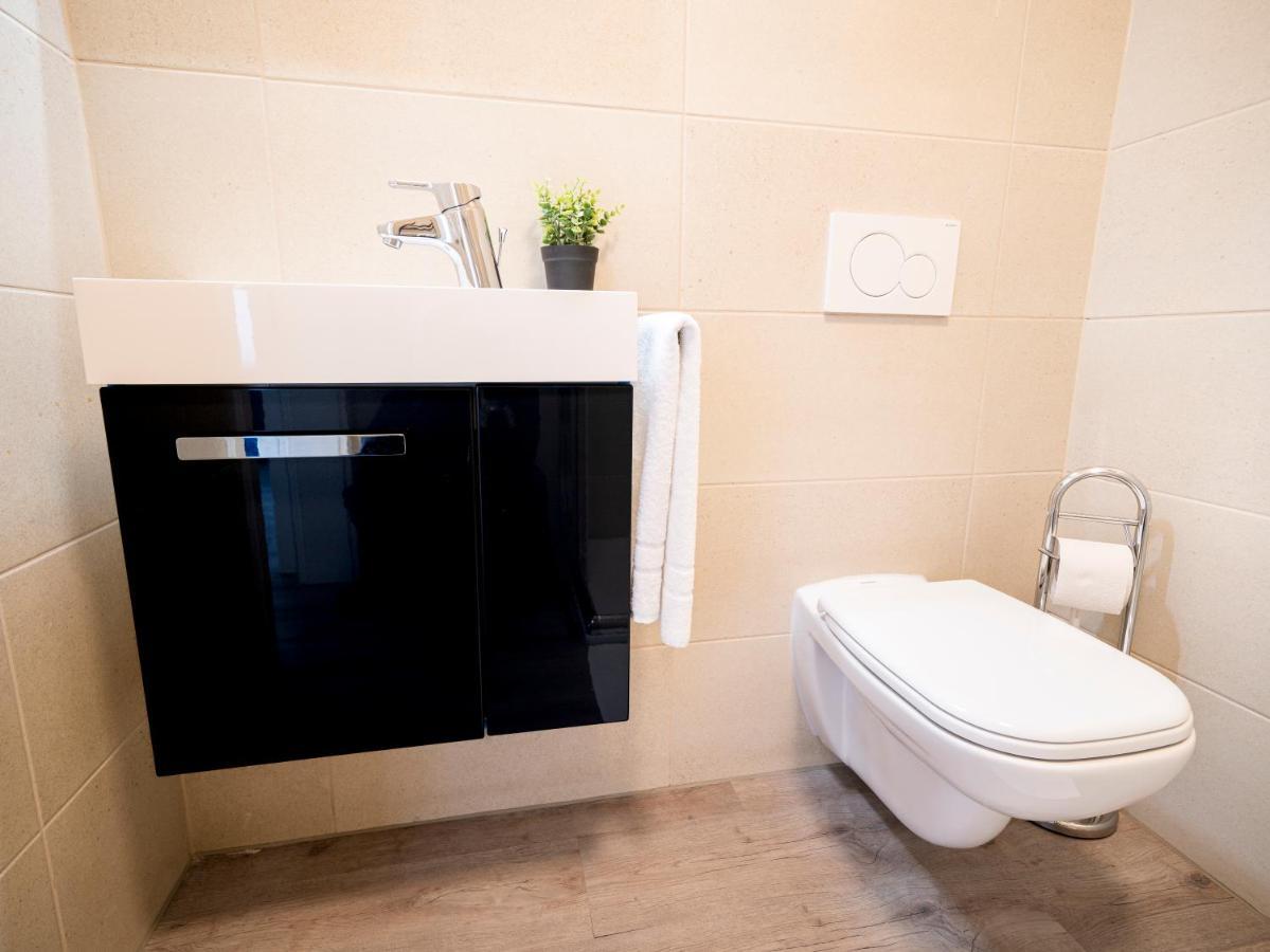 Noble Suite - Living & Work Place Gießen Exteriör bild
